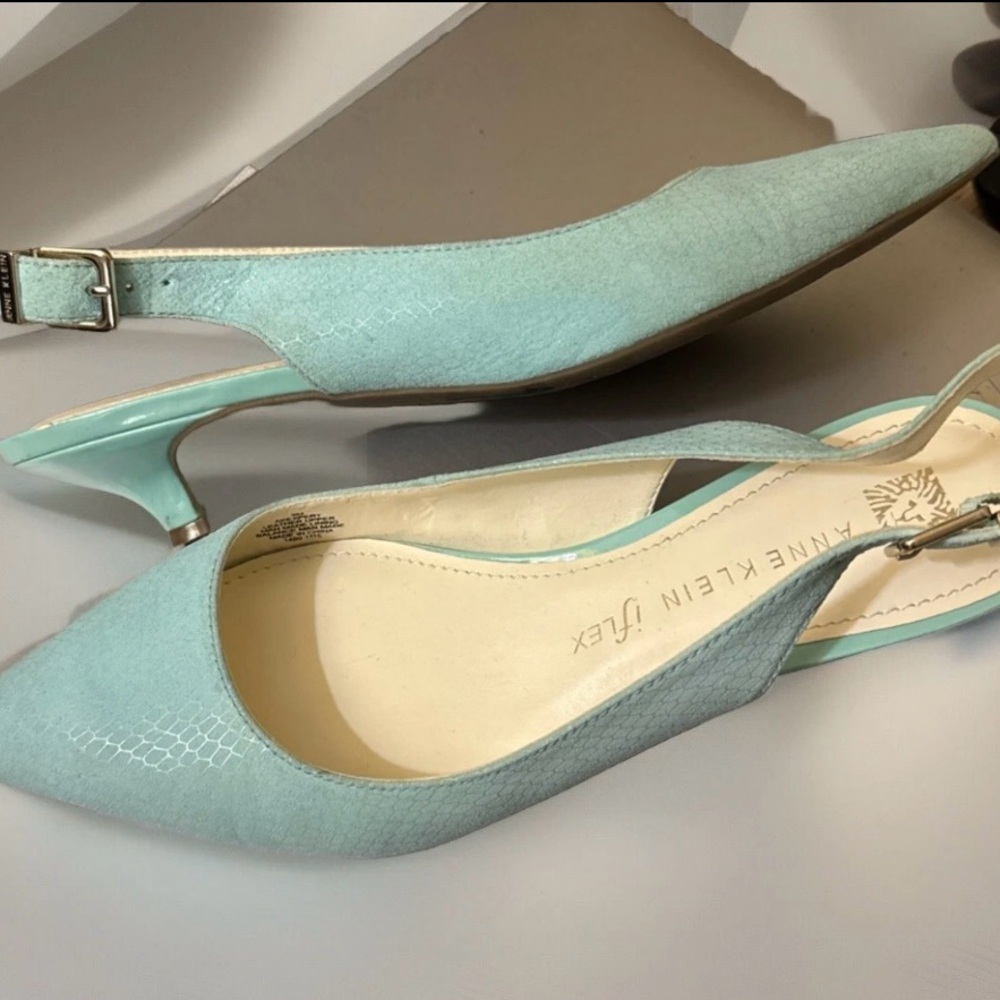 Anne Klein Mint Green Pointed Toe Slingback Heels - Picture 12 of 16